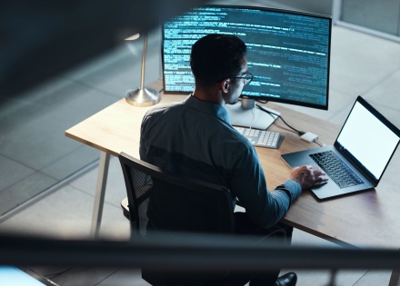 HR manager researches how to get legal work authorization in Switzerland