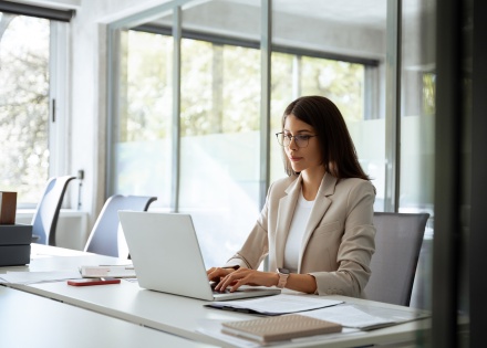 Global hiring manager researching how to hire in Dominica
